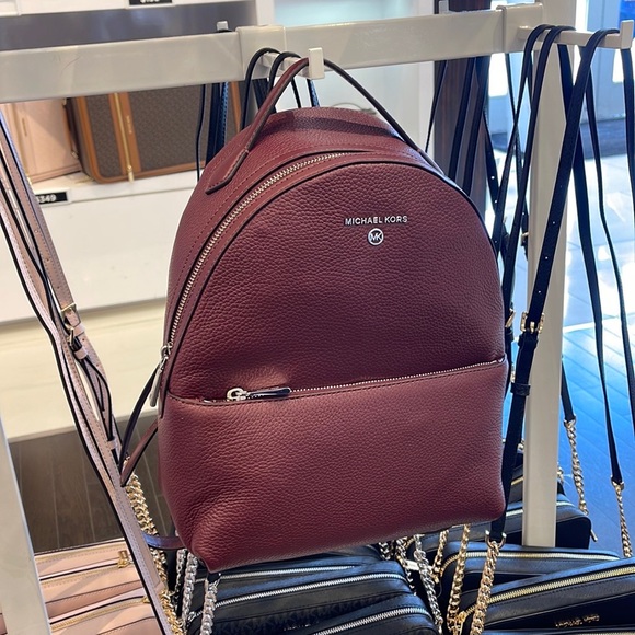 Michael Kors Women's Valerie Medium Pebbled Leather Backpack Merlot 
NWT - Picture 12 of 16